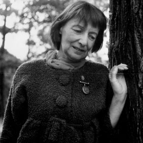 Emily Dickinson’dan bugüne “Kadın kendi Cemiyetini seçer.”* | Stevie Smith'ten şiirler ve çizimler (Hazırlayan: Donat Bayer) Emily Dickinson’dan bugüne “Kadın kendi Cemiyetini seçer.”* | Stevie Smith'ten şiirler ve çizimler (Hazırlayan: Donat Bayer)