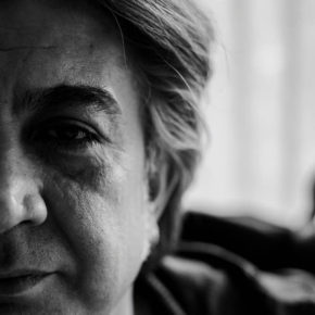 Volkan Hacıoğlu: "İmdat Dünya mânâ ile maddeyi zaman boyutunda poetik füzyona uğratan bir toplamdan oluşuyor." Volkan Hacıoğlu: "İmdat Dünya mânâ ile maddeyi zaman boyutunda poetik füzyona uğratan bir toplamdan oluşuyor."